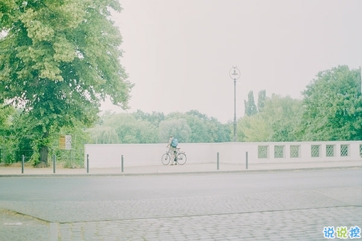 那些抖音中唯美的小清新图片句子 浮世万千吾爱有三3