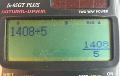 微信说说带图片:这个世界,看你二的人很多,陪你二的人很少3