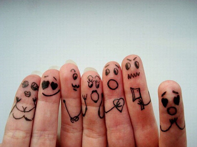 配图片的朋友说说:什么是好朋友?有人说,那是地球上翻版的自己2