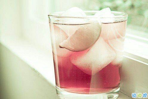 选择放弃的伤感爱情说说带图片 描述对爱情感到无奈的说说5