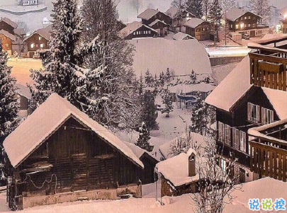 朋友圈晒雪景的句子带图片 下雪说说唯美简短配图5