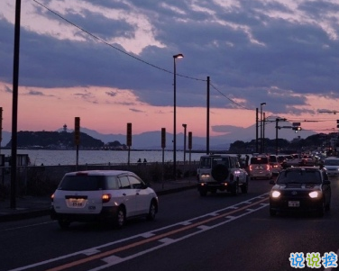 庆祝自己分手的文案 分手无所谓的说说霸气1