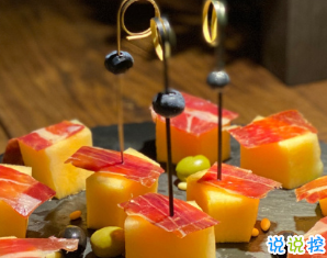 最新温柔唯美好听的个性文案 生活有惊喜事事有回应6