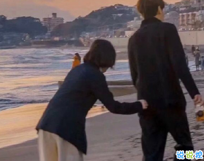 50句官宣结婚时甜到炸文案 我爱你的高级表述方式2