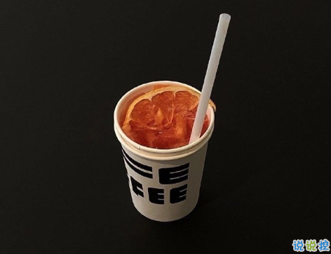 让人感同深受的伤感爱情文案 又丧又温柔的爱情短句2