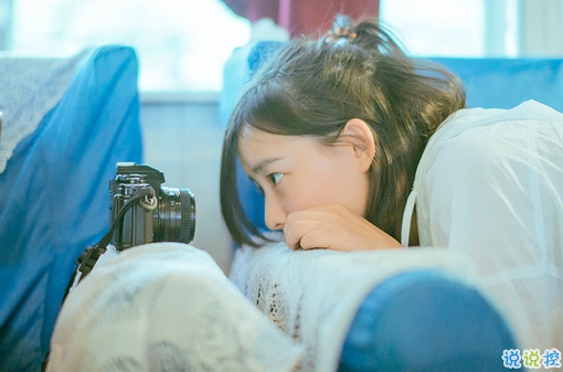 那些和青春夏天有关的唯美简单小清新图片句子 阳光倾落风雨都不舍11