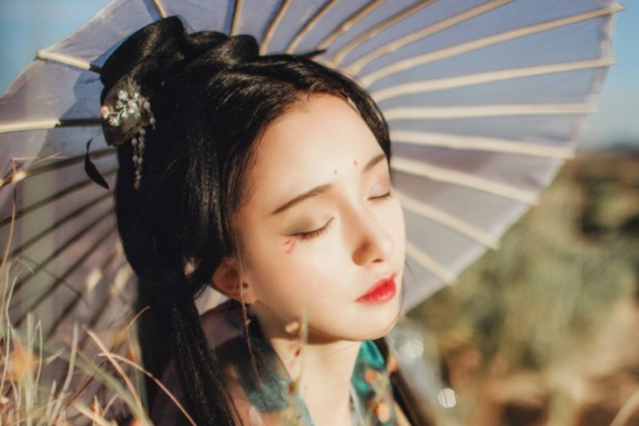 唯美仙气十足的古风诗词说说带图片10