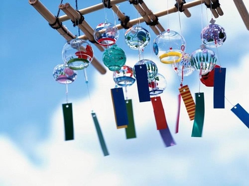 优美说说唯美的句子配图:海底月是天上月,只是镜花水月3