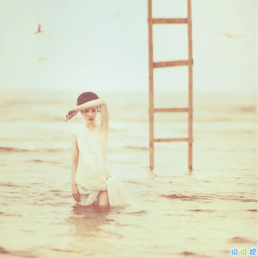 2018年励志说说图片致自己 永远不用讨好一个不懂你的人2