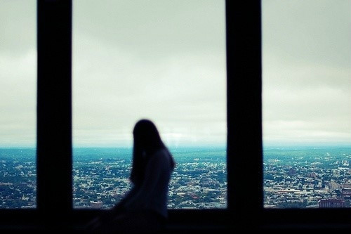 唯美简单的治愈系说说带图片 山月孤寂只是未见我1