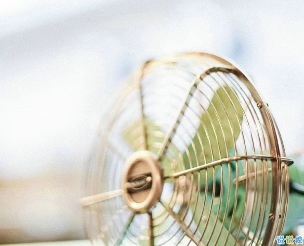 关于一个人旅行的精辟哲理说说带图片 每一次旅行其实都是一场修行6