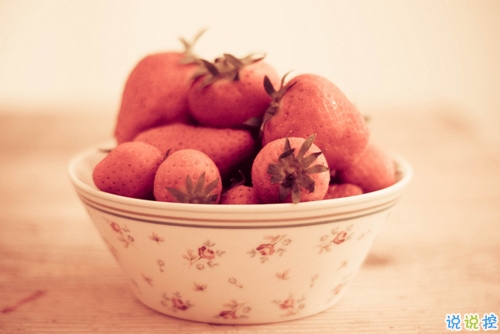 唯美诗意的说说带图片 我饮尽渔火明月秋色无边5