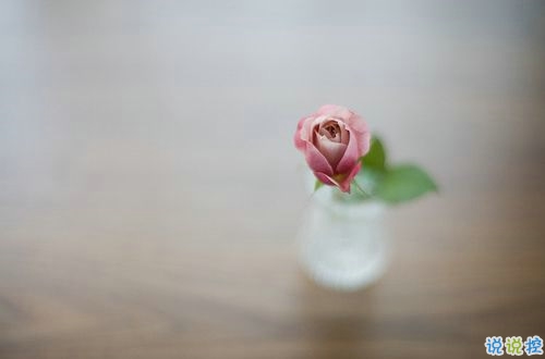 心里有事失眠的说说2019最新 失眠夜述说心事的伤感句子1