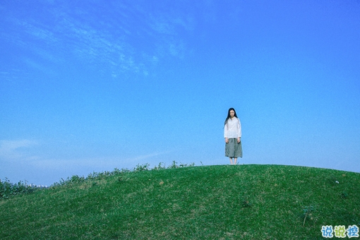 那些和青春夏天有关的唯美简单小清新图片句子 阳光倾落风雨都不舍15