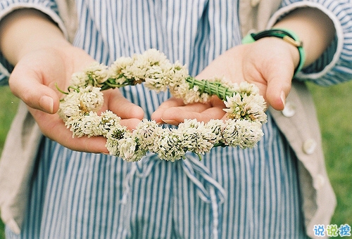 14条很美很好听的文艺唯美说说带图片 森系文艺范古风说说4