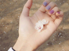 今年流行的经典爱情语录带图片 唯美动听的爱情感悟